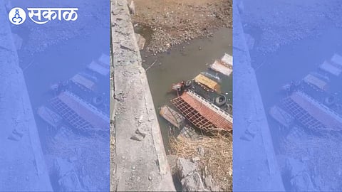 Eicher Tempo Plunges Off Bridge into River