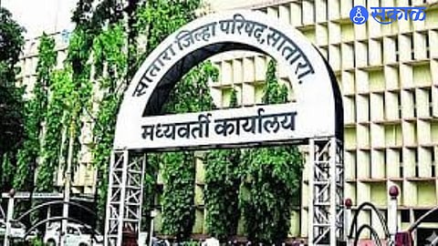 Political leaders and ZP members during a meeting amid the race for Satara Zilla Parishad President post.