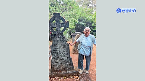 The memorial of Thomas Candy