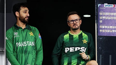 PAKISTAN SEMIFINAL SCENARIO: 155 RUN WIN OR 100 IN 4.2 OVERS NEEDED