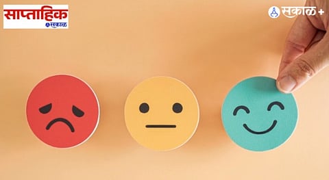 Role of Dopamine and Serotonin in happiness 