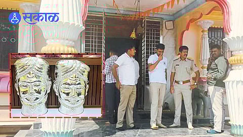 Phondeshwar Temple silver crown robbery case