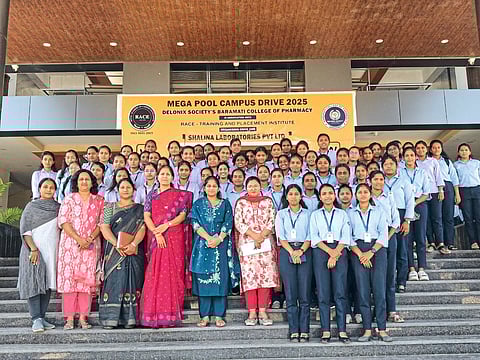 महिलांविषयीच्या कायद्यांबाबत सजग रहा