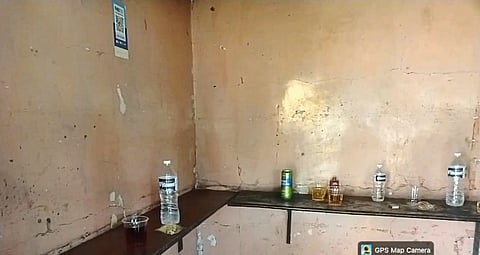 महापालिकेच्या मिनी गाळ्याचा चक्क दारू पिण्यासाठी गैरवापर