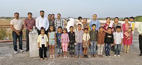 फॅबटेक पब्लिक स्कूल मध्ये ‘नाईट स्काय वॉचिंग’ उपक्रम उत्साहात