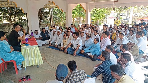 देवमळा ग्रामपंचायतीच्या पहिल्या ग्रामसभेला उत्स्फूर्त प्रतिसाद