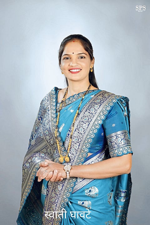 शिरूरच्या सभापतिपदी स्वाती घावटे, उपसभापतिपदी सासवडे