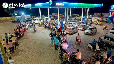 Petrol Pump Vehisles Line