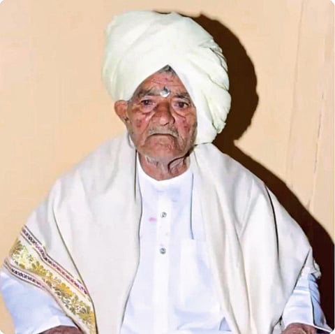 प्रभाकर साळुंके यांचे निधन