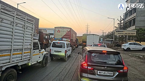 Poor Planning Alleged After Traffic Gridlock in Pimpri MIDC Area