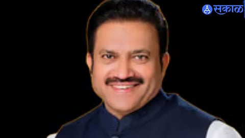 Tourism to Mahabaleshwar and Panchgani Affected as Shashikant Shinde Targets Contractor Over Road Work