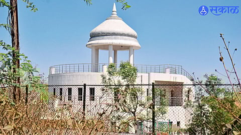 Crore-Worth Construction at Sant Gadge Baba Memorial Falls into Neglect