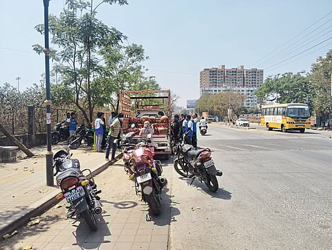 गॅस सिलिंडर मिळण्यासाठी....