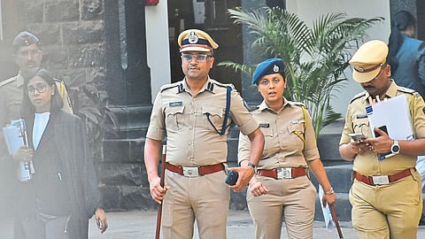 kolhapur Court slams police and bar association