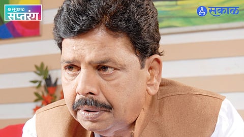 Katha Arunachi Marathi Play