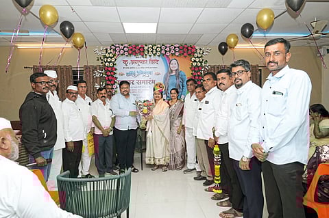 पहिल्याच प्रयत्नात अनुष्का ‘सीए’