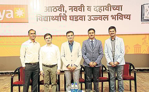 विद्यार्थ्यांमध्ये स्वयंशासन, स्वयंशिस्त हवी