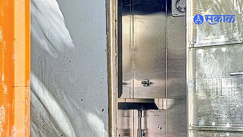 Paithan Toilet Vandalism