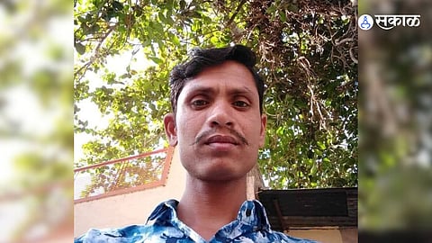 Painter Ends Life in Devgaon Amid Unemployment Stress