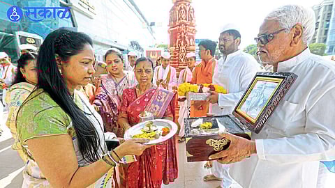 Paduka Darshan Sohala