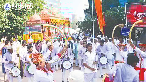 Paduka Darshan Sohala