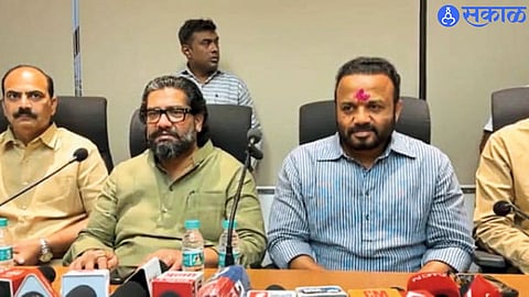 Tension rises in Satara Zilla Parishad as political leaders exchange sharp warnings amid ongoing controversy.