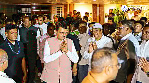 Maharashtra Leaders Unite to Pay Tribute to Former MP Datta Meghe