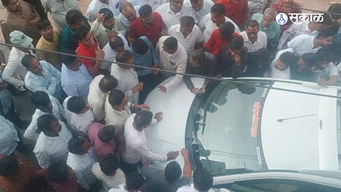 Dispute Over Stolen Gold Investigation