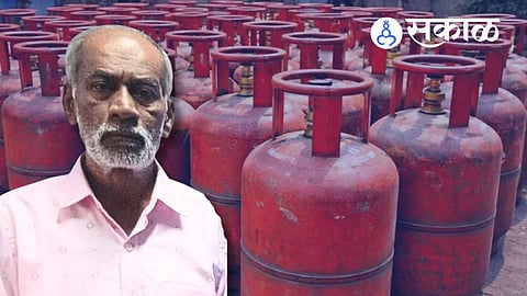 Financial Crisis Behind Hotel Owner end life in Hukkeri