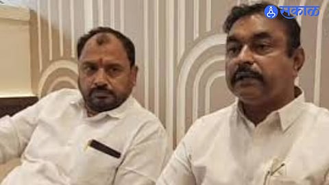 Desai and Mandwe address media, level serious allegations in Satara ZP controversy