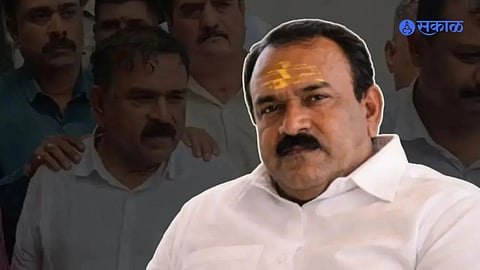 Ashok Kharat political connection