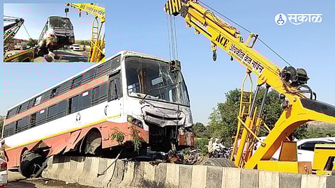 Mid-Night Horror: Raver Depot Sleeper Bus Collides with Divider Near Bilda Phata