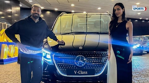 HARDIK PANDYA GIFT 1.7 CRORE CAR TO HIS GIRLFRIEND