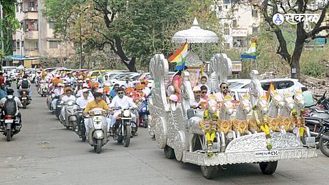 Spiritual Grandeur: Palki Processions and Floral Tributes Mark Mahavir Jayanti