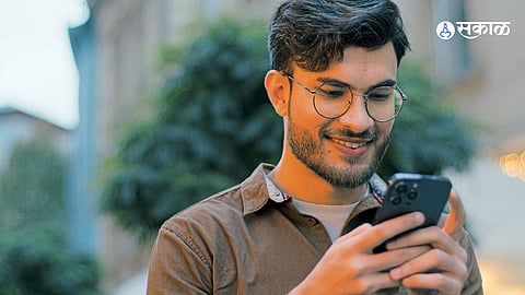 The Virtual Trap: Understanding the Risks of Online Intimacy and Sexual Addiction