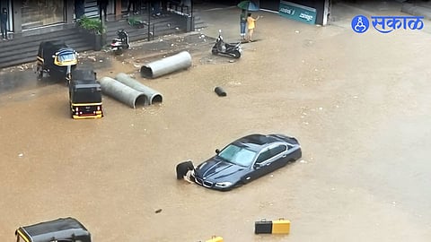 thunderstorm lightning chaos Pune 50 calls for help