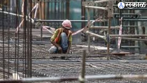 Construction Sector Slows Down, Workers Face Job Loss in Ishwarpur