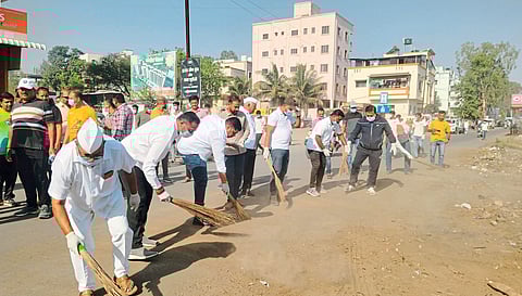 सासवड शहरात स्वच्छता महाअभियानाचा प्रारंभ