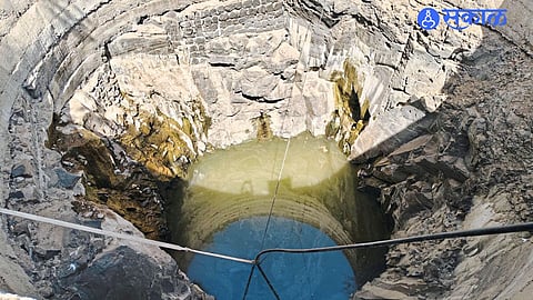 Dry wells in Pabal-Kanhur Mesai area of Shirur taluka highlight the worsening water crisis.