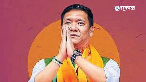 "अरुणाचलच्या राजकारणात 'भ्रष्टाचाराचा' भूकंप!" पेमा खांडूंच्या नातेवाइकांसाठी कंत्राटांची खैरात? सर्वोच्च न्यायालयाची मोठी टिप्पणी.