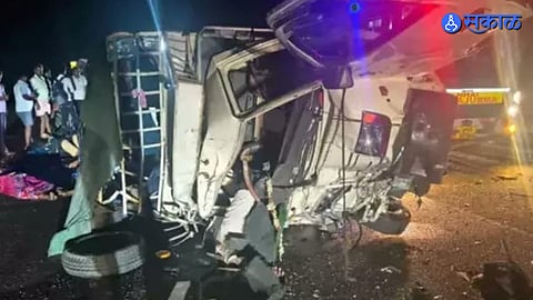 Tragic road accident in Andhra Pradesh leaves eight dead several injured