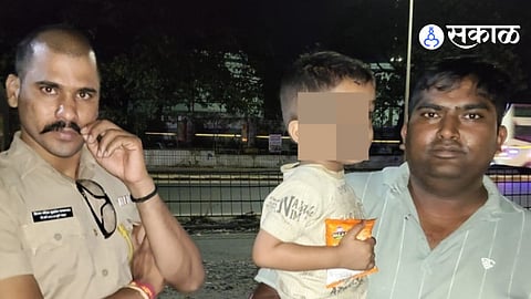 Lost Child Found Safe on Pune-Solapur Road, Reunited with Family