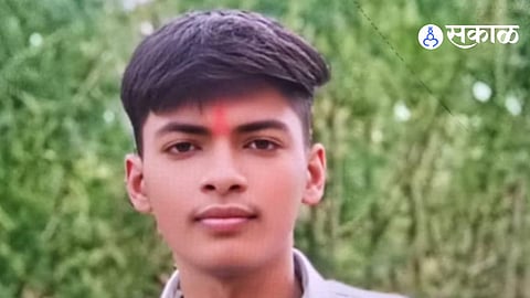 Fatal Crash in Indapur: One Dead, One Injured After Tempo Hits Bike