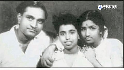 सिनेदिग्दर्शक माधव शिंदे, हृदयनाथ मंगेशकर आणि लता मंगेशकर.