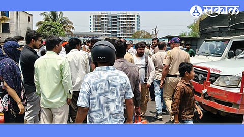 strike for gas cylinder supply