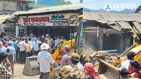 Trimbakeshwar temple encroachment removal news