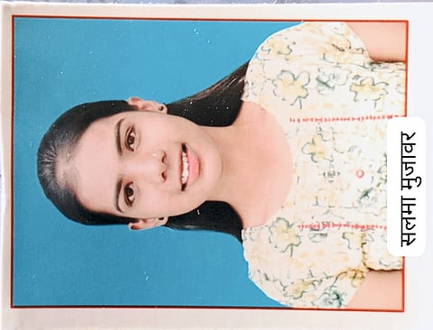 मुजावर कुटुंबातील बहीण-भावाची पोलिसपदी निवड