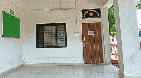 शासकीय कर्मचारी संपामुळे
तिसऱ्या दिवशीही काम ठप्प