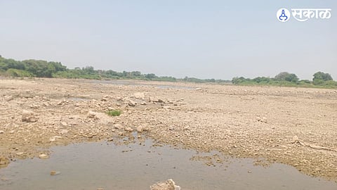 Political Credit War Over Bhima River Water: Farmers Left in Lurch