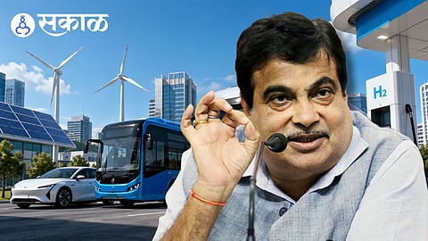 What did Nitin Gadkari say about petrol vehicles?
